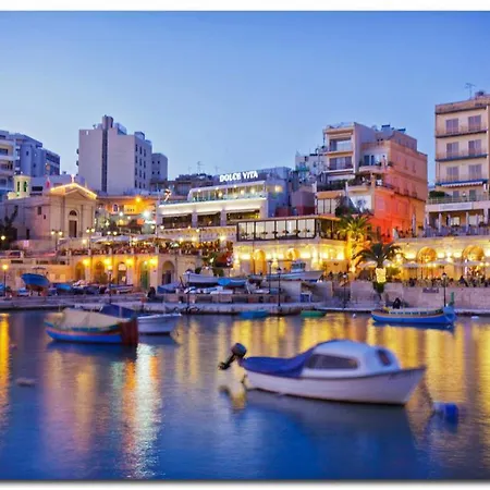 Deluxe With Valletta And Harbour Views
