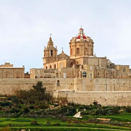דירה Deluxe With Valletta And Harbour Views *