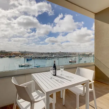 Deluxe With Valletta And Harbour Views Sliema