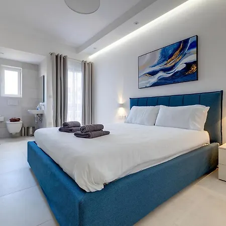 Deluxe With Valletta And Harbour Views דירה סליאמה