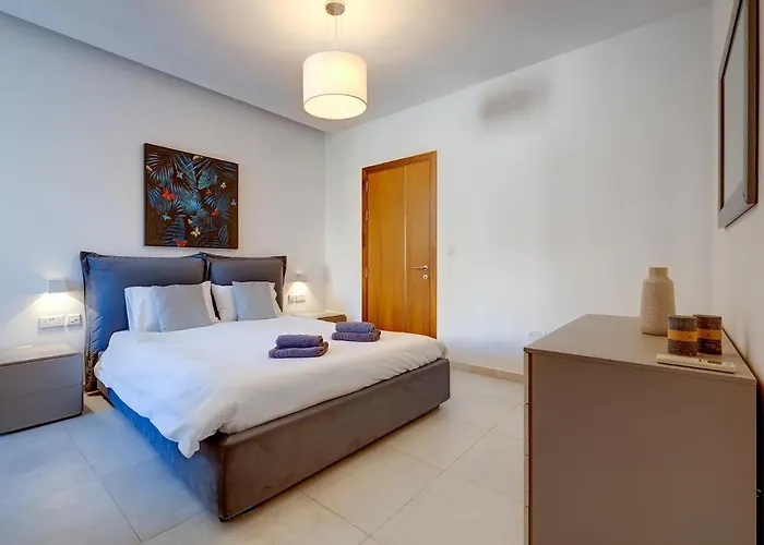 דירה Deluxe With Valletta And Harbour Views סליאמה