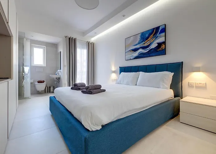 Deluxe With Valletta And Harbour Views דירה סליאמה